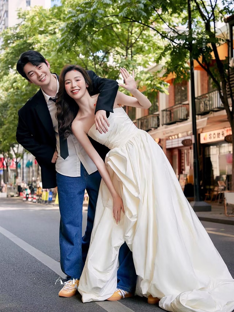 Photography Wedding - Korean Style Denim Young Couple Fashionable