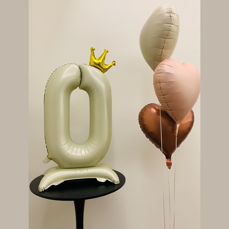 40 inch Crown Base Milk White  - Photography Of The Year 2025 reseña y precio