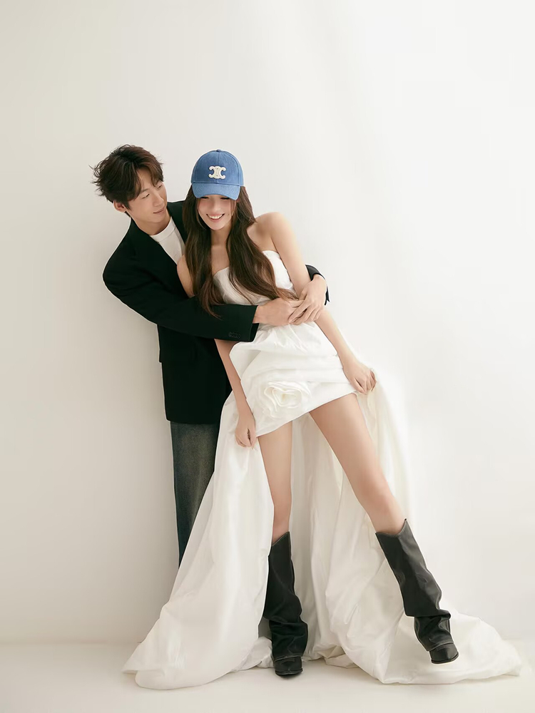 Fashionable Street Style Photo - Photography Wedding reseña y precio